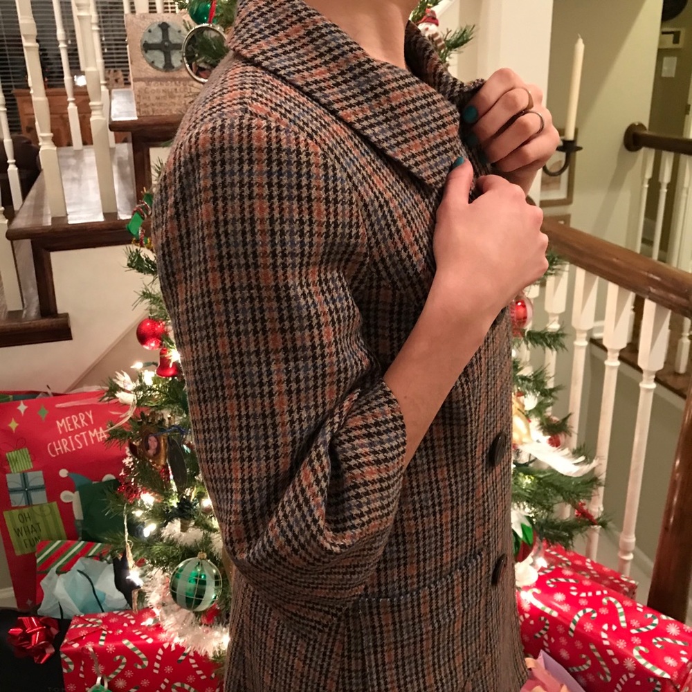 Coat - Picture 6 of 14